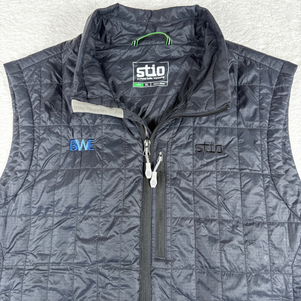 Stio Azura Insulated Vest Mens XL Black Nylon Primaloft Quilted BWE Logo